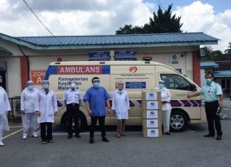 Covid-19: Perodua serah 10,000 pelindung muka buatan sendiri di sekitar Selayang dan Hulu Selangor