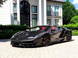 Lamborghini Centenario Roadster ini ibarat Batmobile jalanan dengan harga RM11.6 juta!