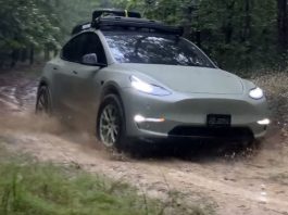 Tak pernah dibuat orang, Tesla Model Y ini diubah suai untuk kegunaan ‘off-road’