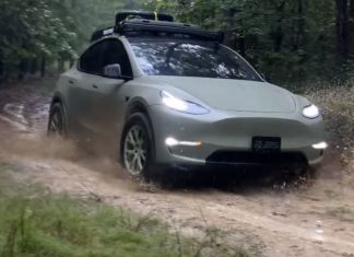 Tak pernah dibuat orang, Tesla Model Y ini diubah suai untuk kegunaan ‘off-road’