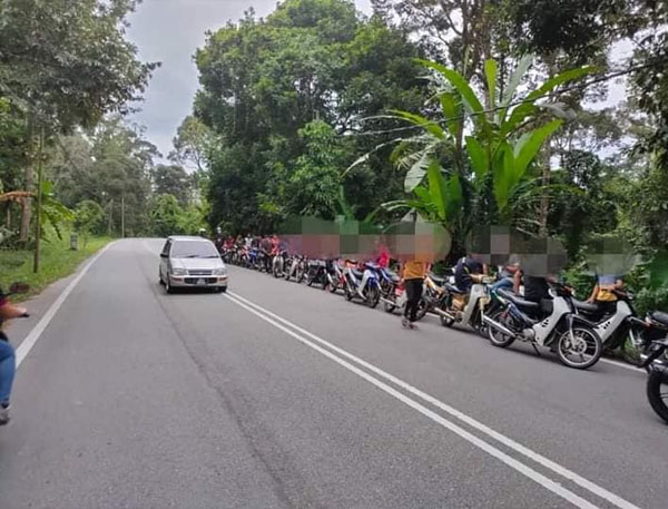 tolak motosikal