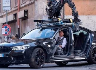 Tom Cruise pandu BMW M5 tanpa pintu di set penggambaran Mission Impossible 7