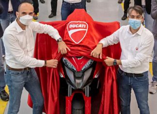 Ducati Multistrada V4 ialah motosikal pertama di dunia dilengkapi radar