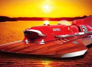 Pernah pecahkan rekod pada 1950-an, bot laju Ferrari ini akan dijual dengan harga RM49.8 juta bot laju ferrari