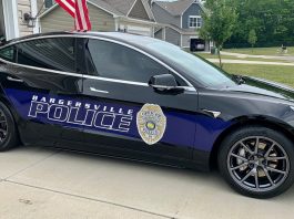 Polis Indiana jimatkan kos sekitar RM28k dengan guna Tesla Model 3 SR+ sebagai kereta peronda tesla model 3