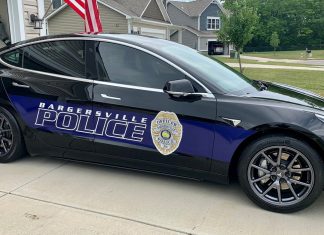 Polis Indiana jimatkan kos sekitar RM28k dengan guna Tesla Model 3 SR+ sebagai kereta peronda tesla model 3