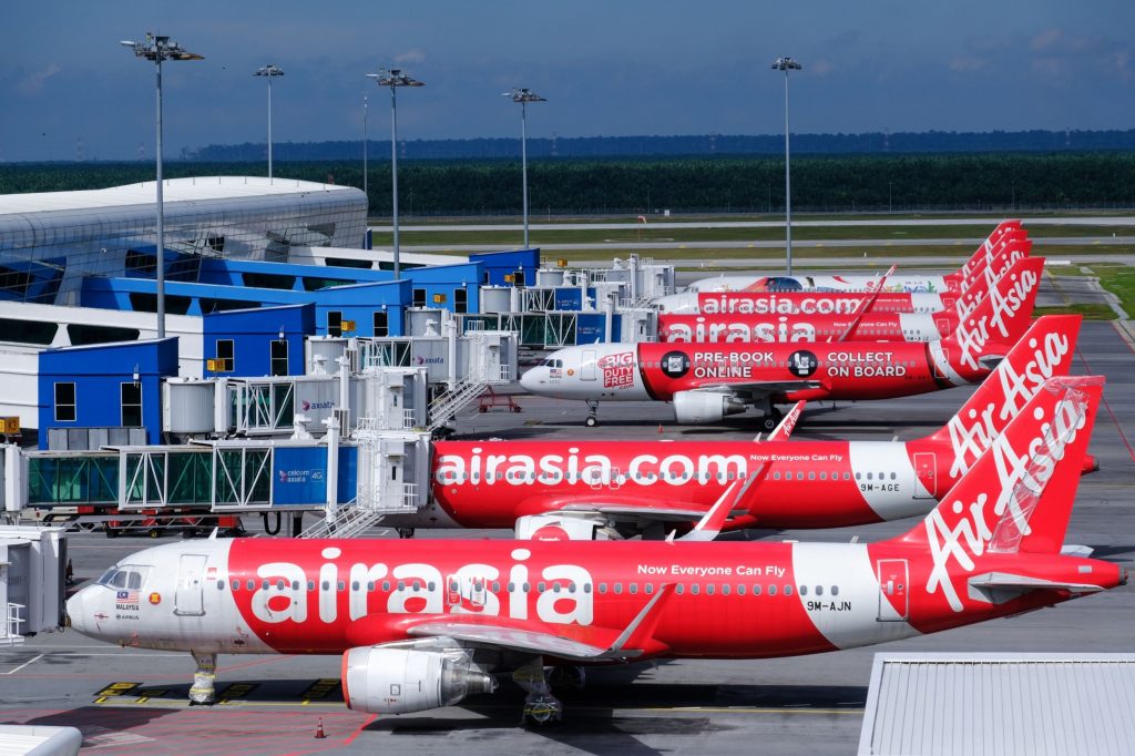 perkhidmatan penghantaran airasia