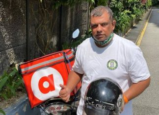 Tony Fernandes jadi penghantar makanan pula, perkenalkan airasia food
