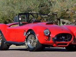 Shelby 427 Cobra FAM 1965 milik Paul Walker bakal dilelong