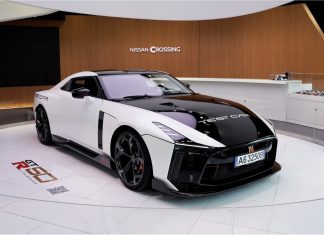 Unit ujian Nissan GT-R50 kini dipamerkan di Tokyo Nissan GTR-50