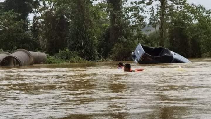 kompaun banjir