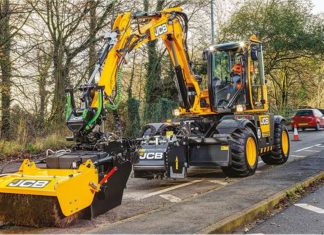 JCB Pothole Pro mampu baiki lubang jalan dalam masa kurang lapan minit