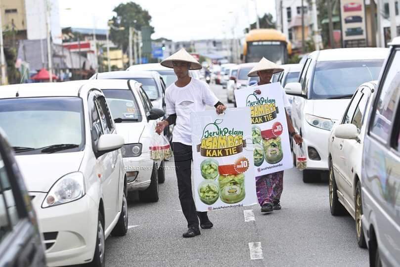 penjaja lampu isyarat