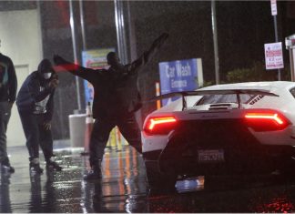 Lepas Lamborghini kemalangan, rapper ini menari pulak!