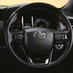 toyota fortuner 2021 18