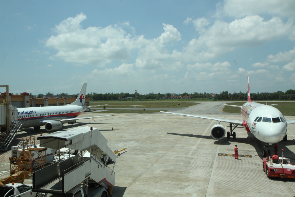 Lapangan Terbang Sultan Ismail Petra