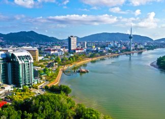 YDP Agong isytihar Kuantan sebagai bandaraya