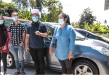 Ustaz Ebit Lew hadiahkan Perodua Myvi pada ibu tunggal sempena Tahun Baru Cina