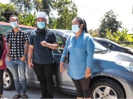 Ustaz Ebit Lew hadiahkan Perodua Myvi pada ibu tunggal sempena Tahun Baru Cina