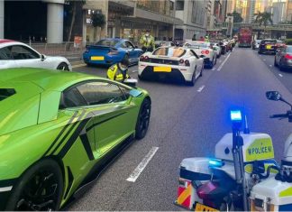 45 supercar di Hong Kong lumba haram, habis semua kena tahan polis!