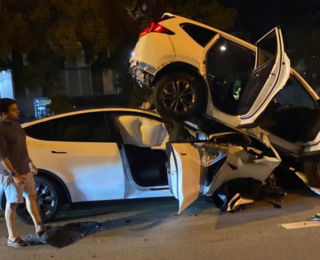 model y autopilot