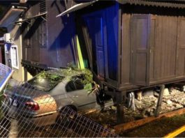 Lelaki cedera kereta dipandu terbabas merempuh rumah
