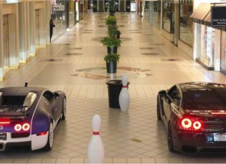 Lumba drag dalam pusat beli-belah, Nissan GT-R R35 tapau Bugatti Veyron