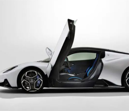 Maserati MC20 dinobatkan sebagai ‘Best of the Best’ di Red Dot Awards 2021