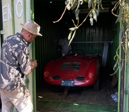 Porsche 550 Spyder 1955 ditemui semula selepas 35 tahun, masih dalam keadaan baharu!