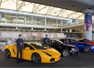 Lapangan terbang Hyderabad tawarkan Lamborghini, Mustang dan supercar lain untuk disewa