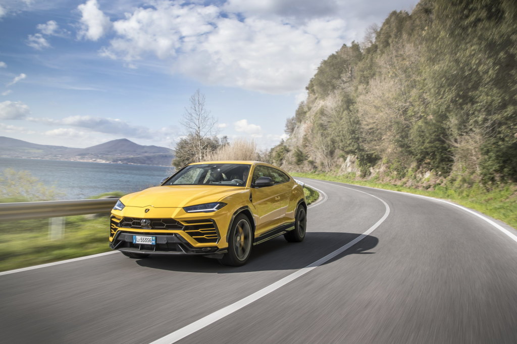 gentian karbon lamborghini urus