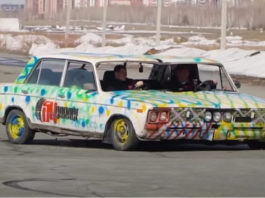 Lada ‘kembar siam’ dari Garage 54, sebuah kereta dengan dua enjin dan stereng!