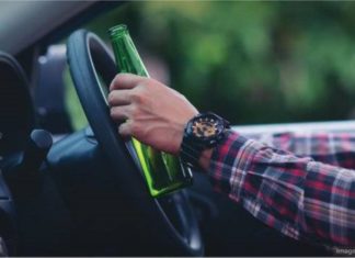 Pemandu lori mabuk cedera dipukul empat lelaki