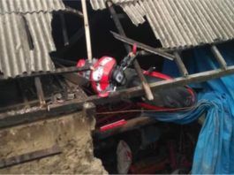 Brek tak makan jadi punca Honda Scoopy ini mendarat atas atap rumah