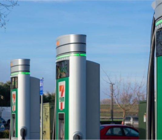 7-Eleven sedia 500 stesen pengecasan EV di Amerika Syarikat dan Kanada