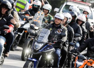 Presiden Brazil didenda, tak pakai topeng muka ketika konvoi motosikal