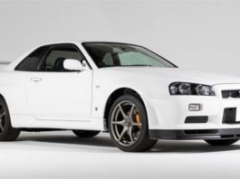 Nissan Skyline GT-R R34 V-Spec II Nur (2002) cari pemilik pertama, harga lelong bermula RM1.8 juta saja