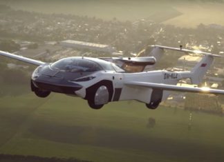 Kereta terbang AirCar berenjin BMW berjaya buat penerbangan pertama antara bandar