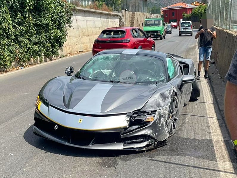 Ferrari SF90