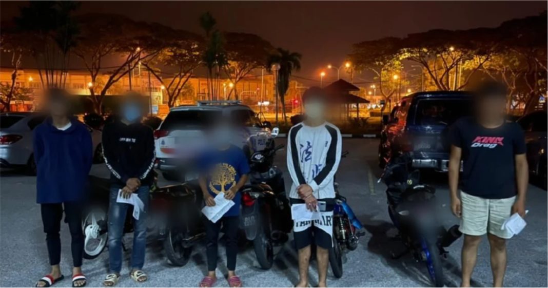 Sekumpulan Remaja Ditahan Melepak Dan Berlumba Kan Dah Mendapat Motoqar