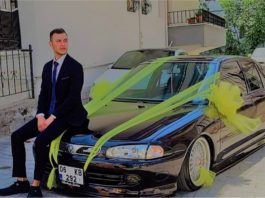 Tular lelaki Turki dengan Proton Wira, netizen tak mahu kalah campak belakang kereta masing-masing