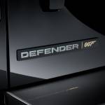 Defender V8 Bond Edition_1