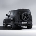 Defender V8 Bond Edition_2