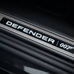 Defender V8 Bond Edition_4