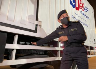 JPJ: Jangan letak kayu penyendal bawah lori!