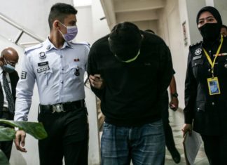 Pemandu Mitsubishi Triton lawan arus berdepan hukuman gantung!