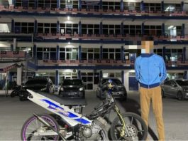 Sempat rakam aksi motosikal yang diubah suai di jalan raya sebelum ditahan