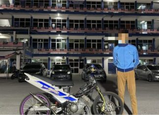 Sempat rakam aksi motosikal yang diubah suai di jalan raya sebelum ditahan