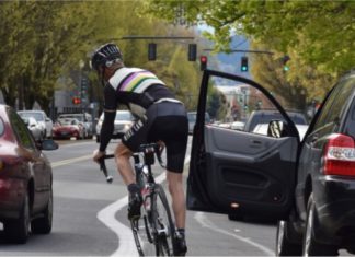 #TahukahAnda: Bukaan pintu cara Dutch Reach boleh selamatkan nyawa dan elak perlanggaran