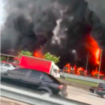 Suzuka Auto Parts terbakar_1